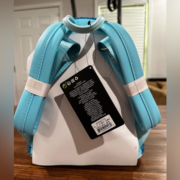 Loungefly Exclusive Disney Dumbo Sequin Backpack NWT Blue - Picture 10 of 15